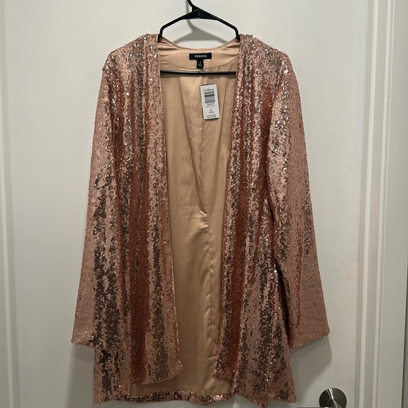 Torrid stretch sequin jacket with liner- size 2 (18-20) - Picture 2 of 8